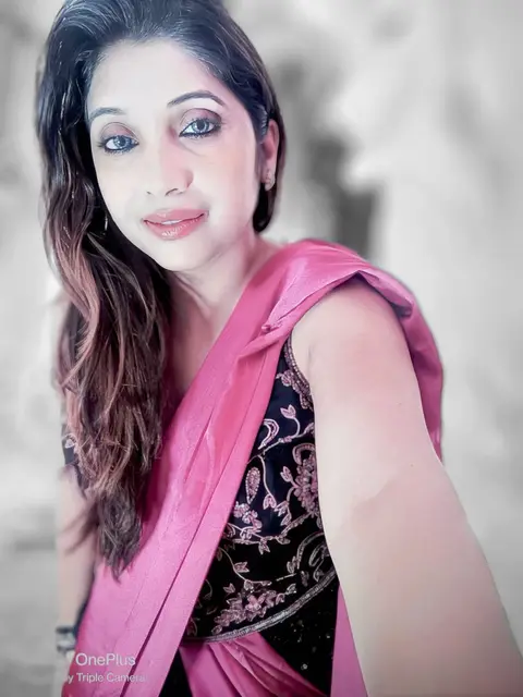 Nidhie Sonie, multi-faceted artist